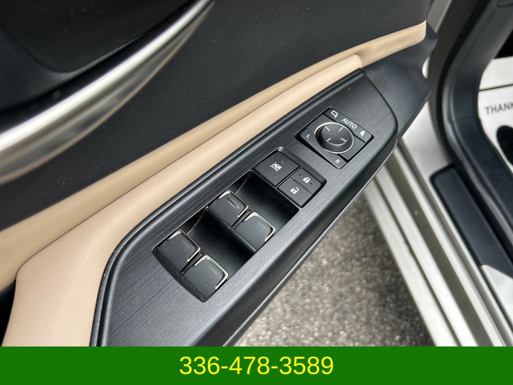 Used 2021 Lexus ES 350 w/ Premium Package FWD image 12
