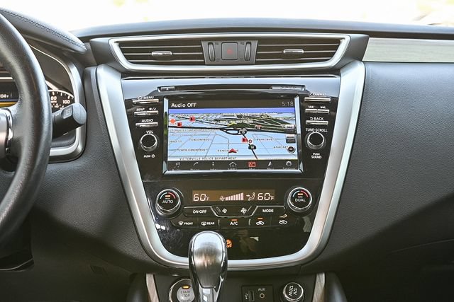 Used 2018 Nissan Murano SV w/ Cargo Package FWD image 16