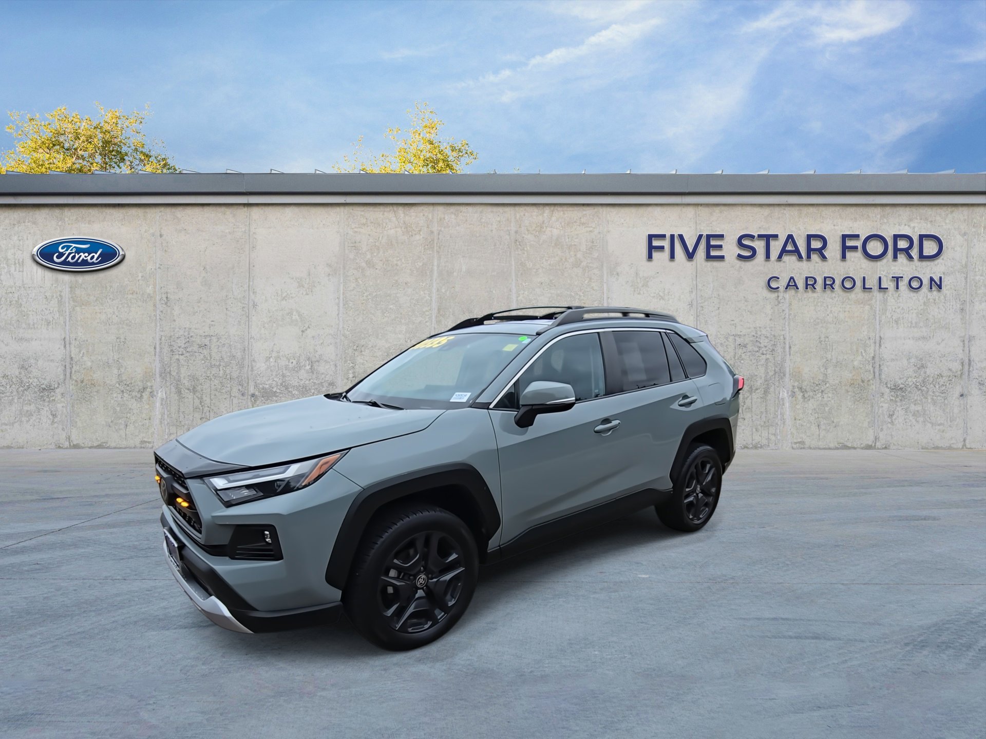 Used 2022 Toyota RAV4 Adventure AWD/4WD image 4