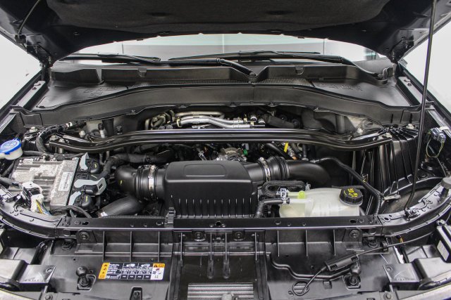 Certified 2025 Ford Explorer ST AWD/4WD image 13