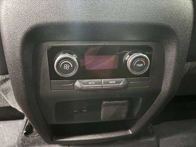 Used 2025 Buick Enclave Preferred w/ Power Package AWD/4WD image 11