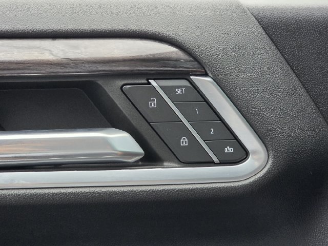 Used 2022 Chevrolet Silverado 1500 LTZ AWD/4WD image 18