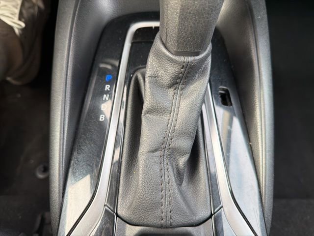 Used 2021 Toyota Corolla LE image 24