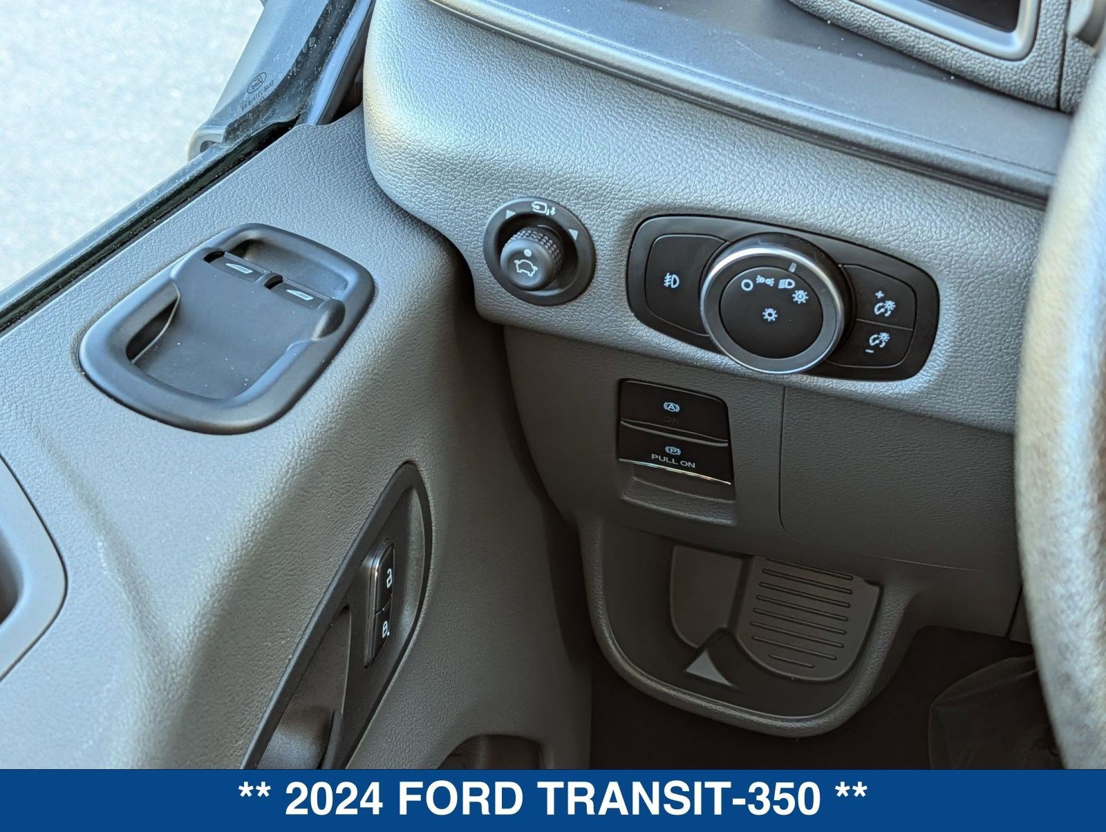 Certified 2024 Ford Transit 350 XLT image 21
