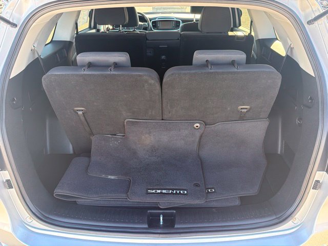 Used 2019 Kia Sorento AWD V6 image 9