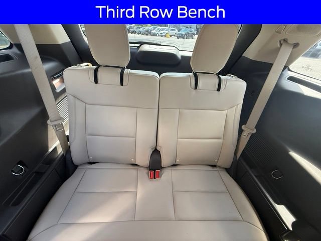 Certified 2023 Ford Explorer Platinum w/ Technology Package AWD/4WD image 18