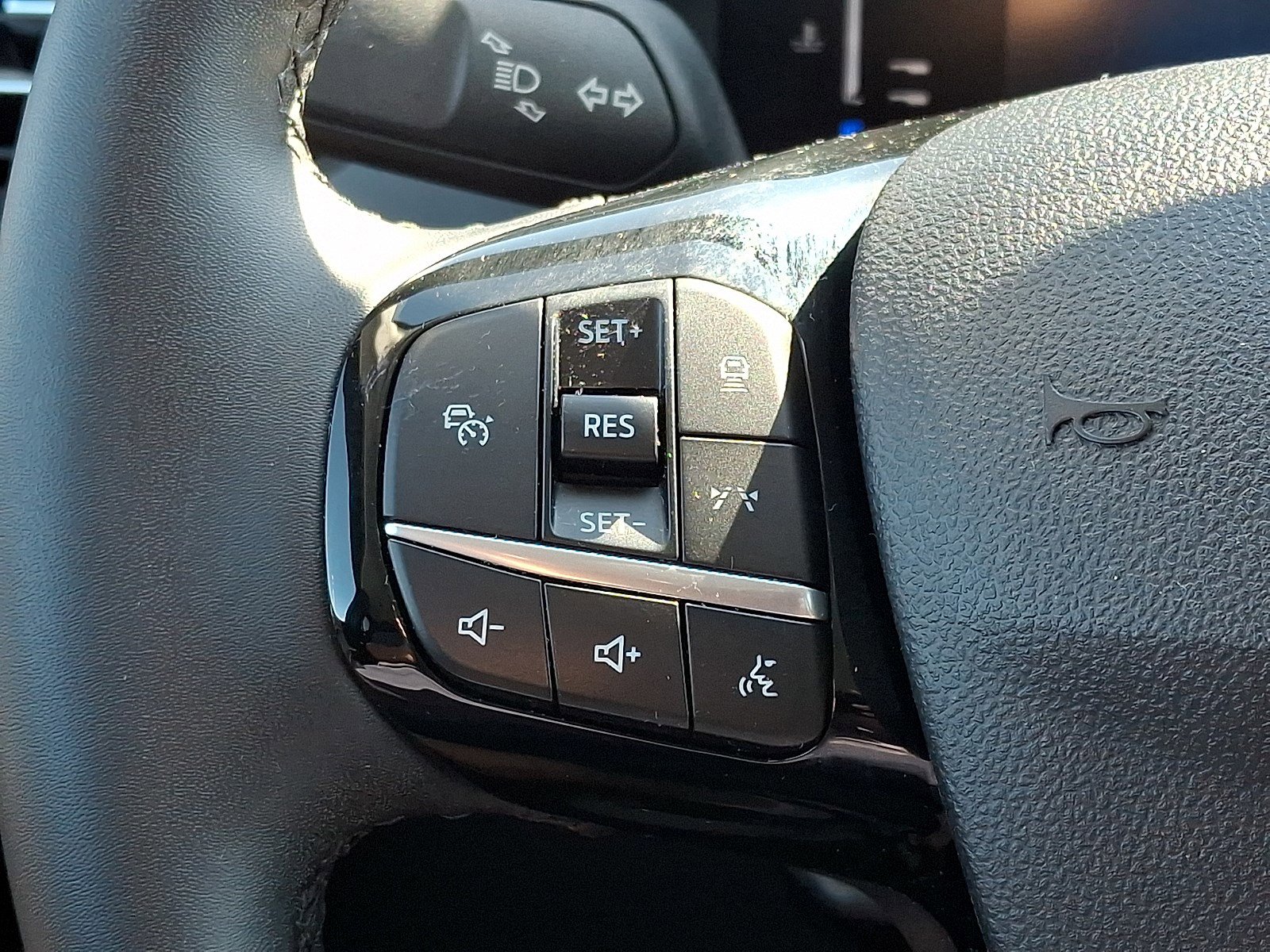 Certified 2023 Ford Escape SE FWD image 19