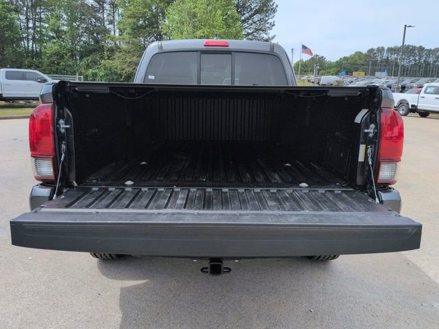 Used 2022 Toyota Tacoma SR w/ SR Convenience Package image 14