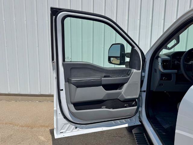 Certified 2024 Ford F250 XL w/ STX Appearance Package AWD/4WD image 14