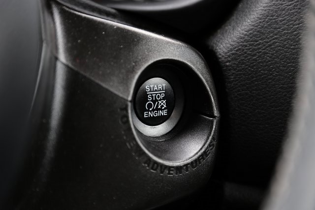 Used 2020 Jeep Renegade Latitude image 23