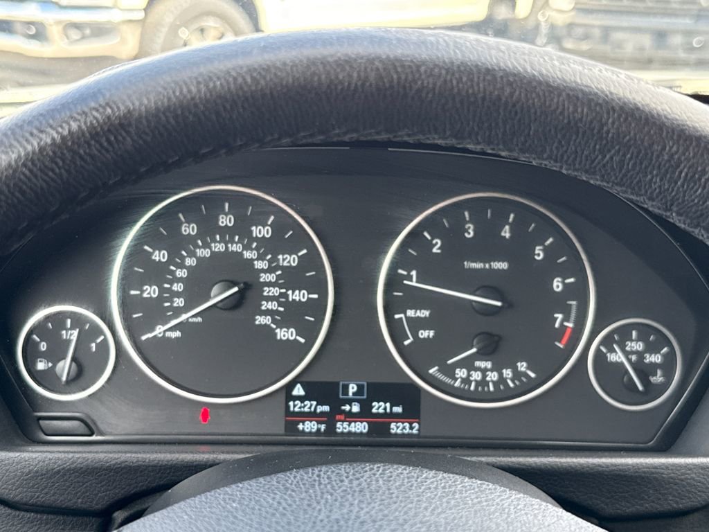 Used 2018 BMW 320i Sedan image 18