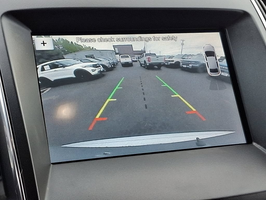 Certified 2019 Ford Edge ST w/ Cold Weather Package AWD/4WD image 18