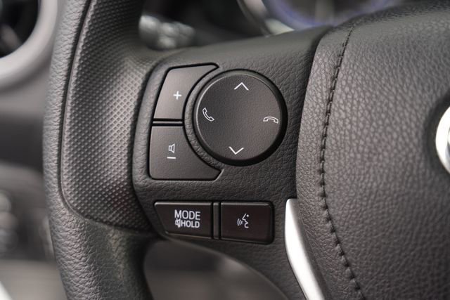 Used 2017 Toyota Corolla XLE FWD image 23