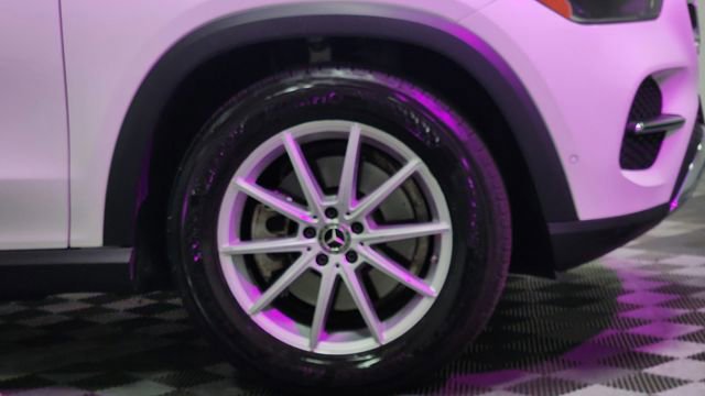 Used 2024 Mercedes-Benz GLE 350 4MATIC w/ 3rd Row Seat Package image 23