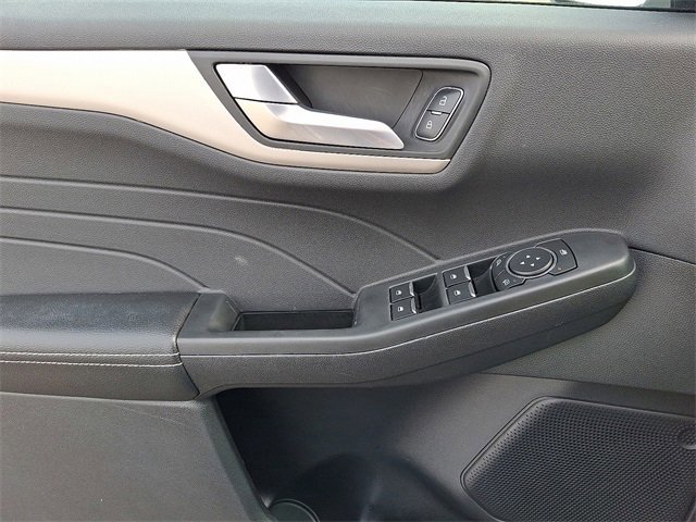 Certified 2022 Ford Escape SEL image 12