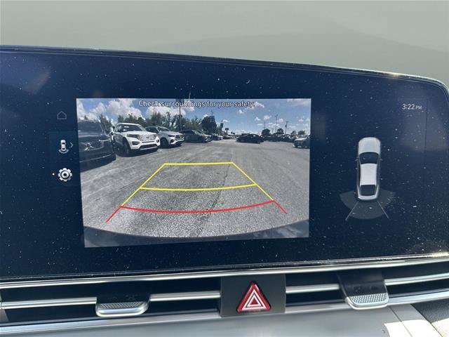 Used 2023 Hyundai Elantra Limited FWD image 24