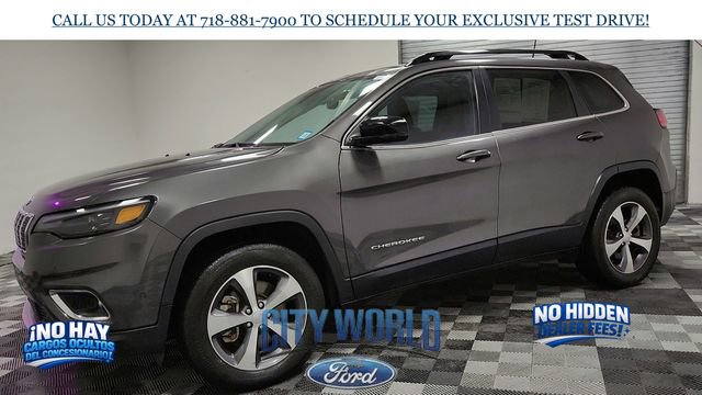 Used 2022 Jeep Cherokee Limited AWD/4WD image 5