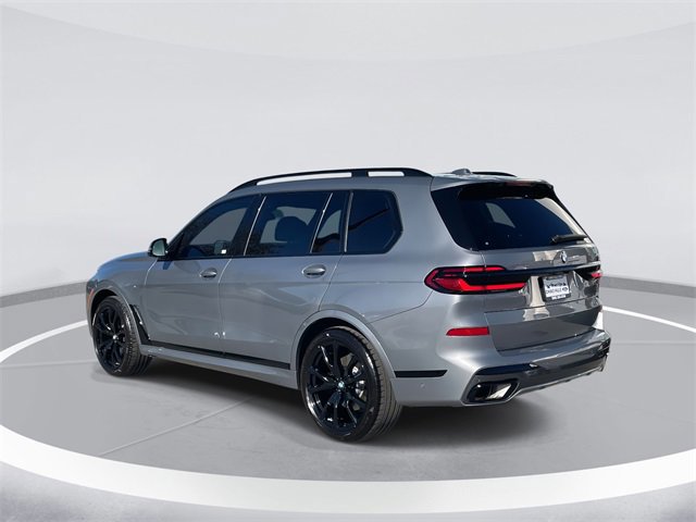 Used 2024 BMW X7 xDrive40i w/ M Sport Package image 4