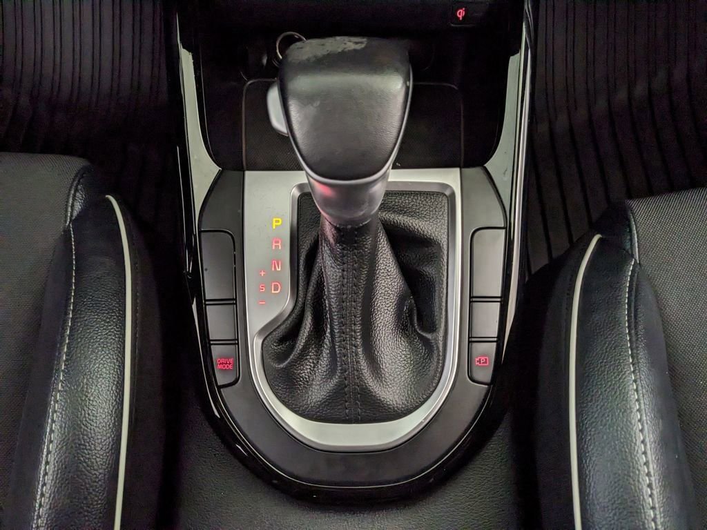 Used 2024 Kia Forte GT-Line w/ GT-Line Premium Package FWD image 9