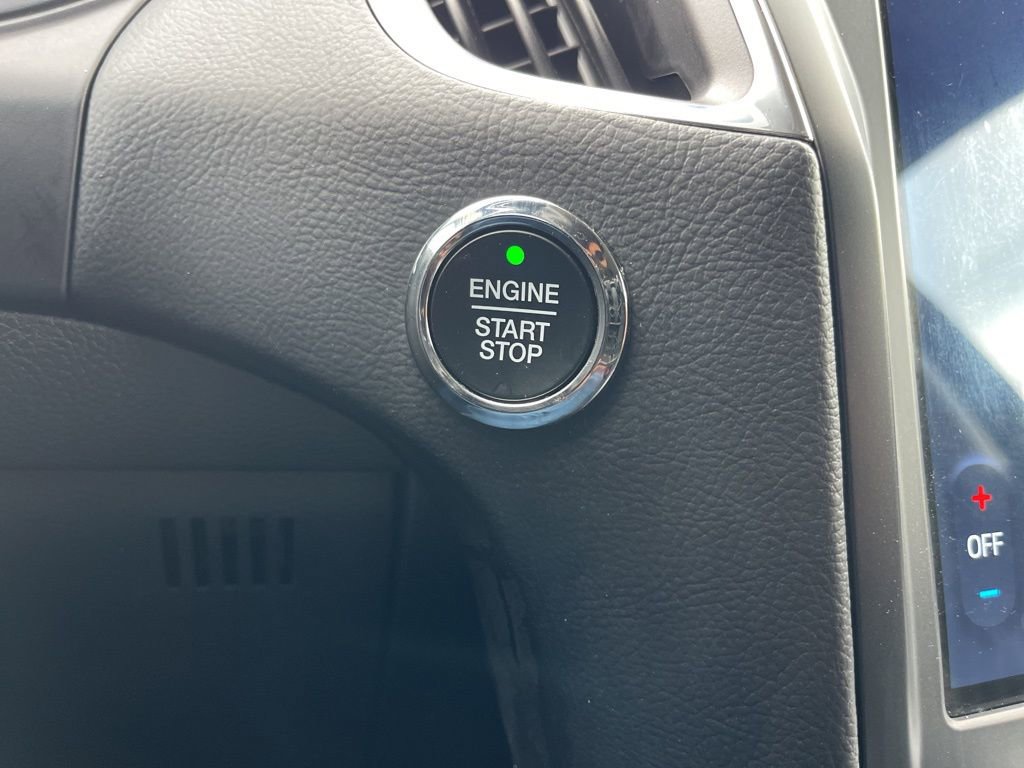 Certified 2024 Ford Edge Titanium image 13