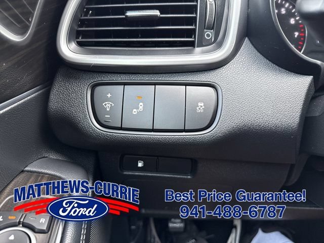 Used 2020 Kia Sorento LX FWD image 24