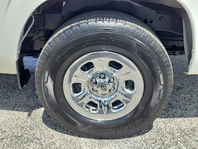 Used 2024 Nissan Frontier S w/ Technology Package RWD image 11