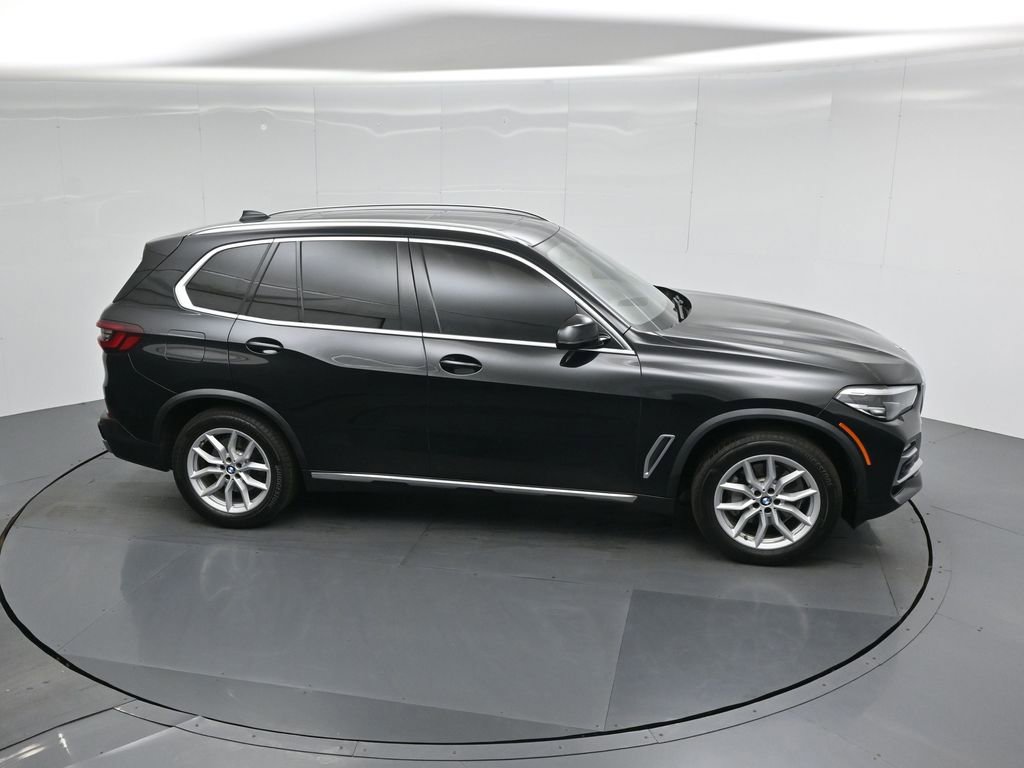Used 2021 BMW X5 sDrive40i w/ Convenience Package image 56