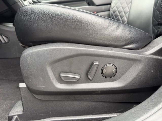 Certified 2023 Ford Edge Titanium image 9