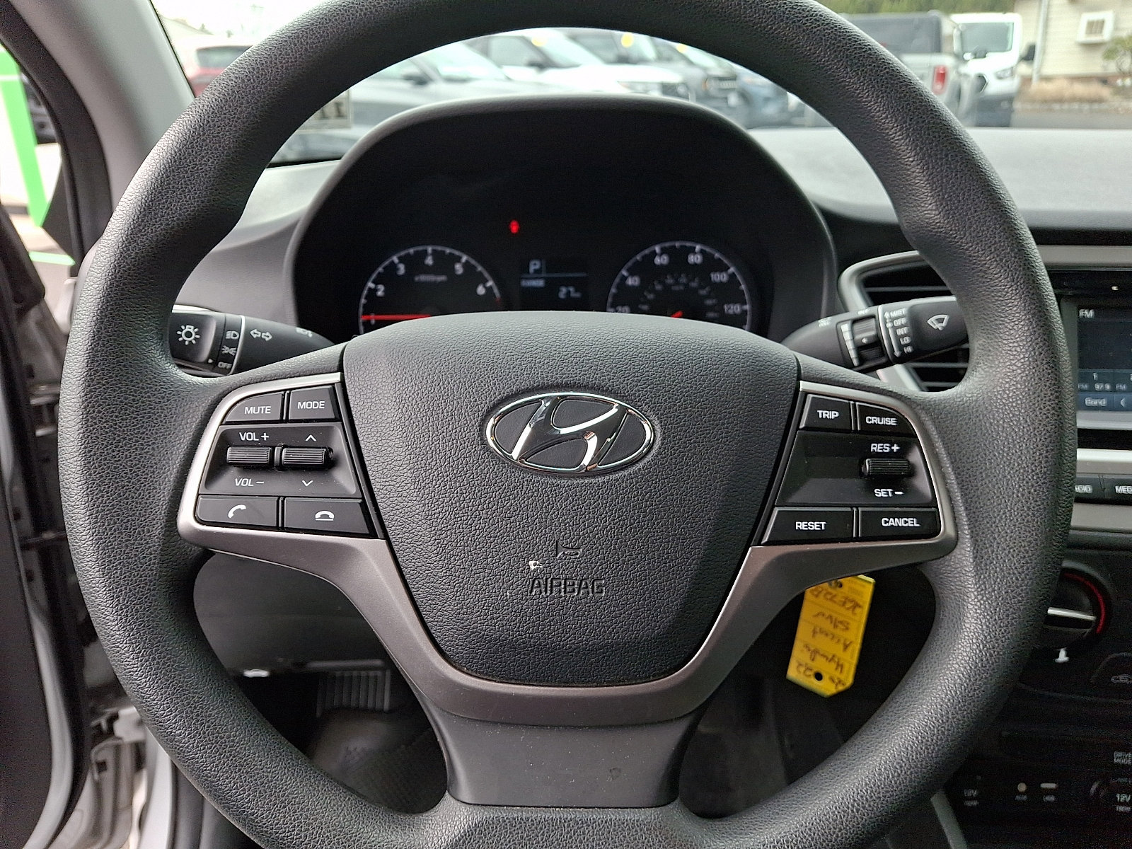 Used 2022 Hyundai Accent SE image 19