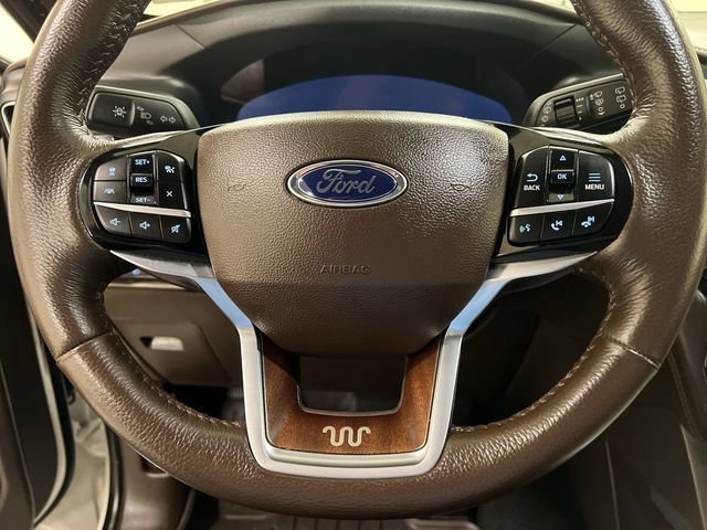 Certified 2024 Ford Explorer King Ranch w/ Technology Package AWD/4WD image 10