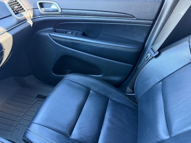 Used 2017 Jeep Grand Cherokee Limited w/ Trailer Tow Group IV image 27