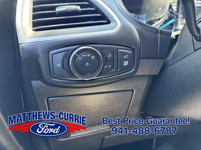 Certified 2022 Ford Edge SEL w/ Sport Appearance Package AWD/4WD image 25