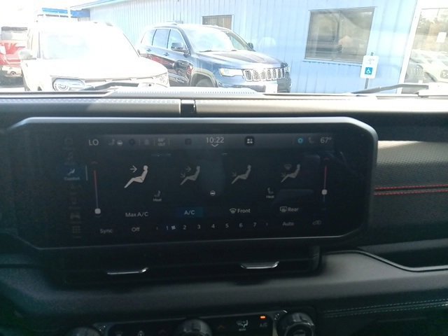 Used 2024 Jeep Wrangler Unlimited Rubicon image 18