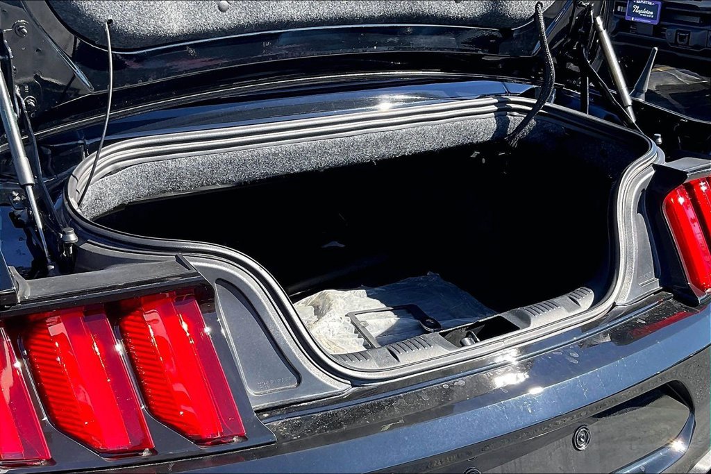 Certified 2020 Ford Mustang GT Premium w/ Equipment Group 401A RWD image 27