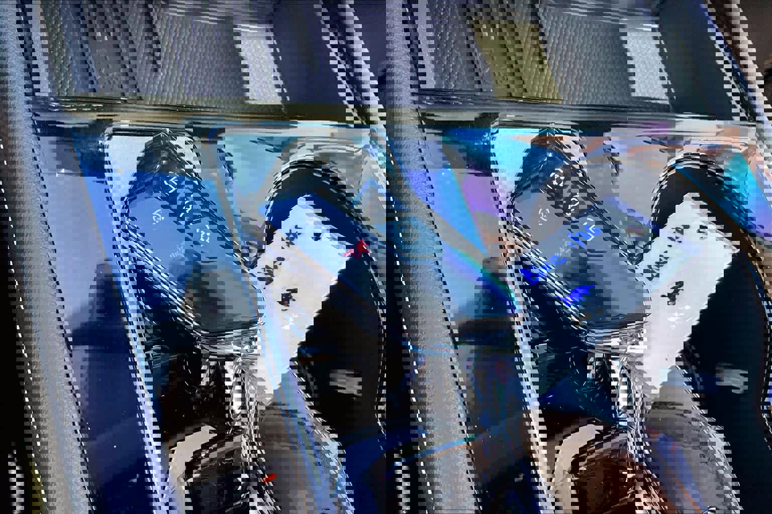 Used 2025 Volkswagen Atlas SEL Premium R-Line image 15