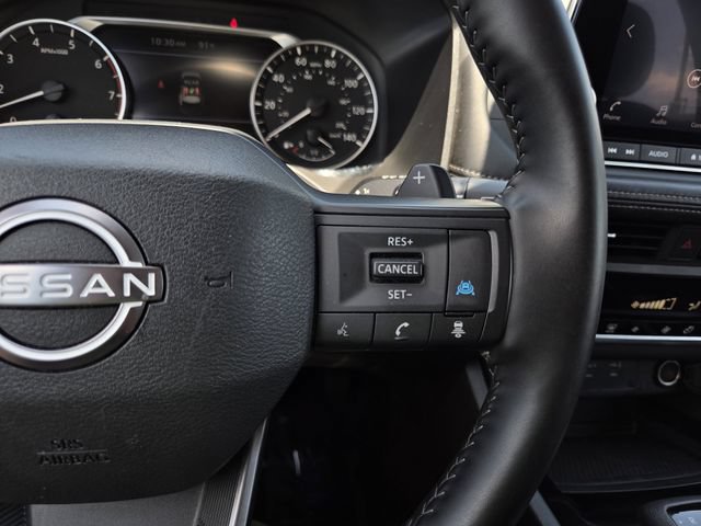 Used 2025 Nissan Rogue SV FWD image 21