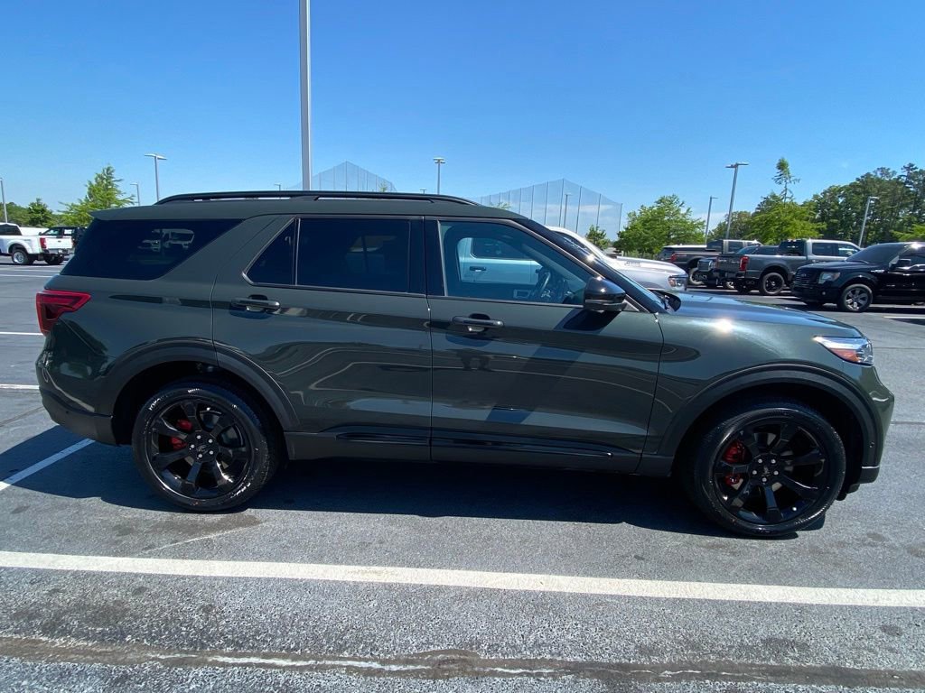 Certified 2023 Ford Explorer ST w/ Equipment Group 401A AWD/4WD image 8