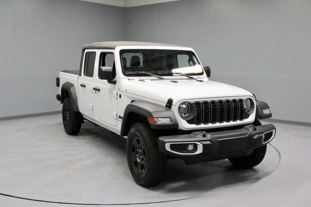 Used 2025 Jeep Gladiator Sport AWD/4WD image 1