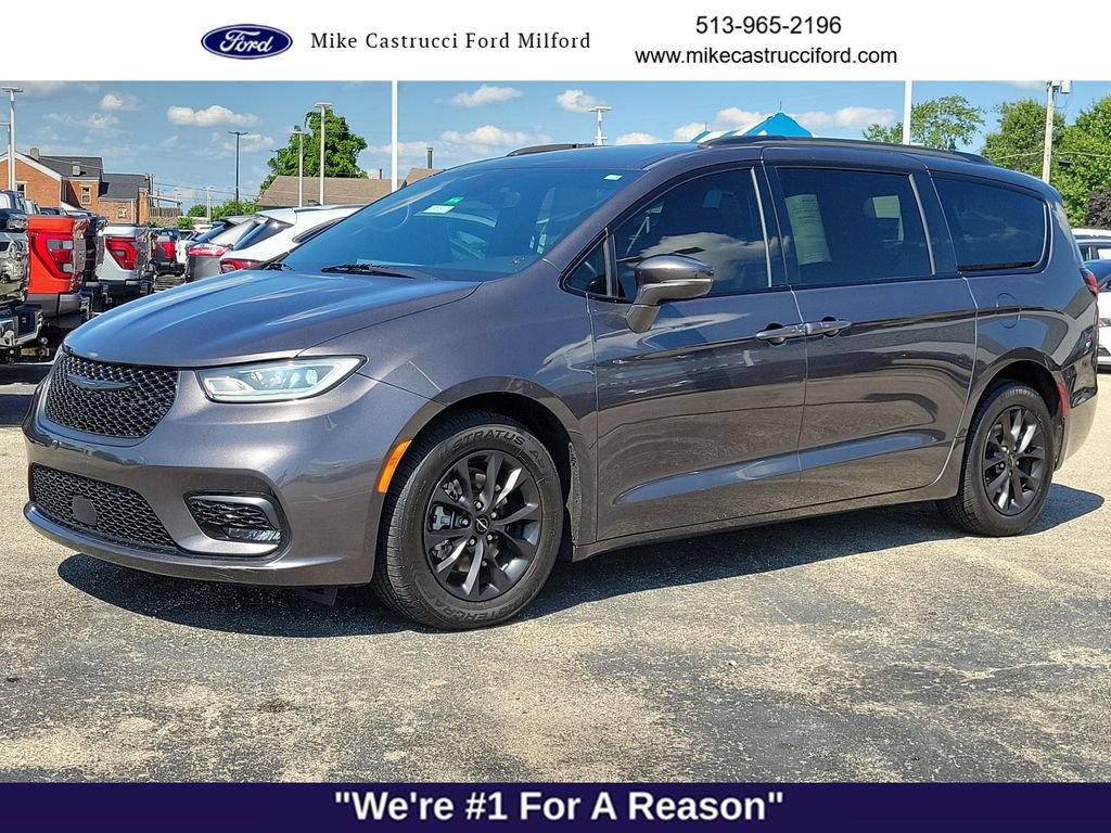 Used 2021 Chrysler Pacifica Touring-L w/ S Appearance Package