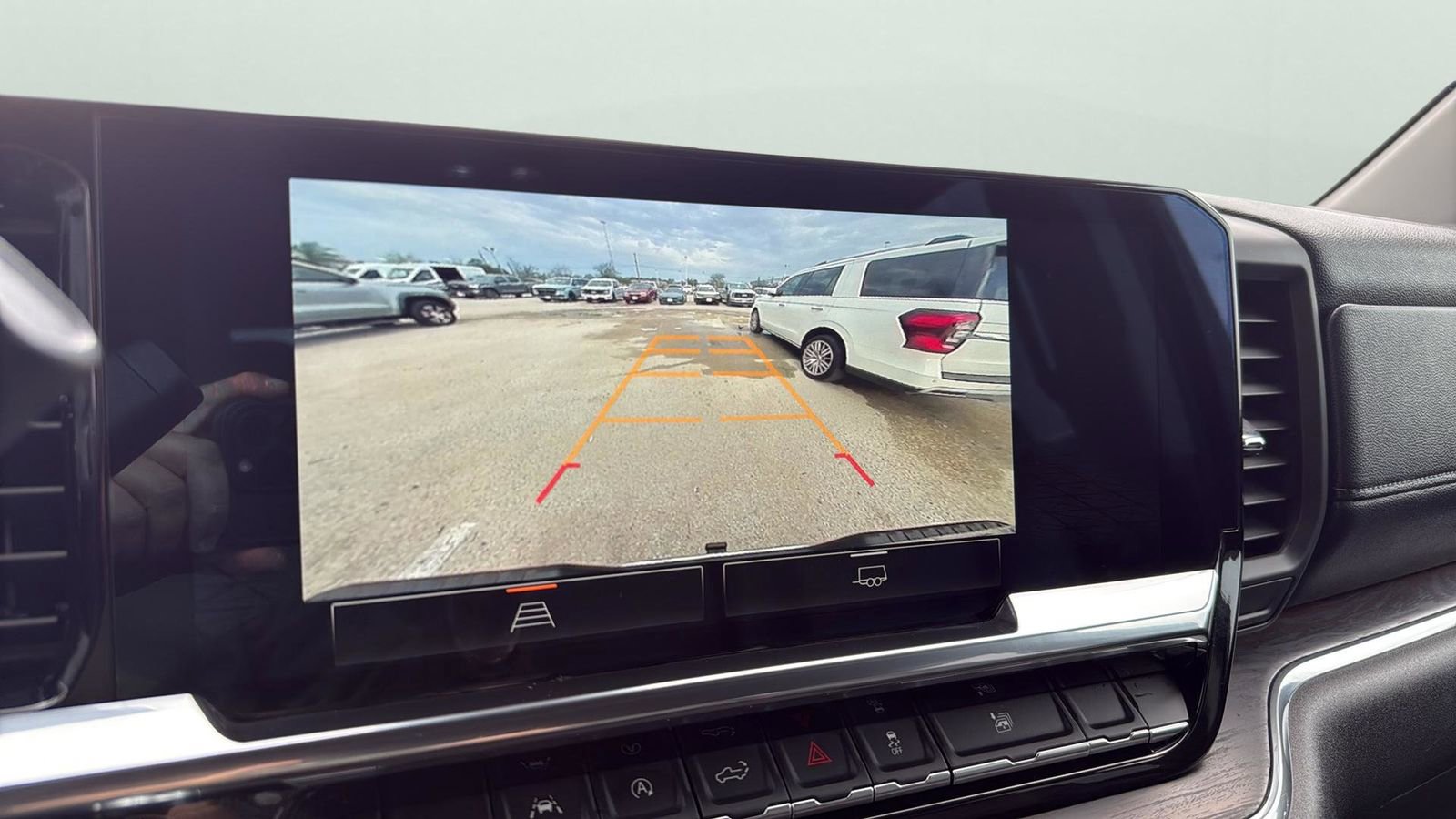 Used 2025 GMC Sierra 1500 SLT image 19