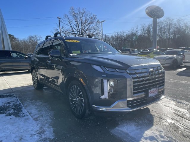 Used 2023 Hyundai Palisade Calligraphy image 7