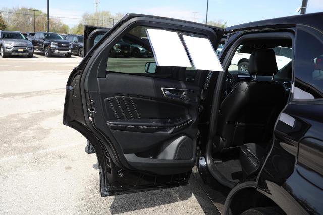 Certified 2023 Ford Edge ST image 29