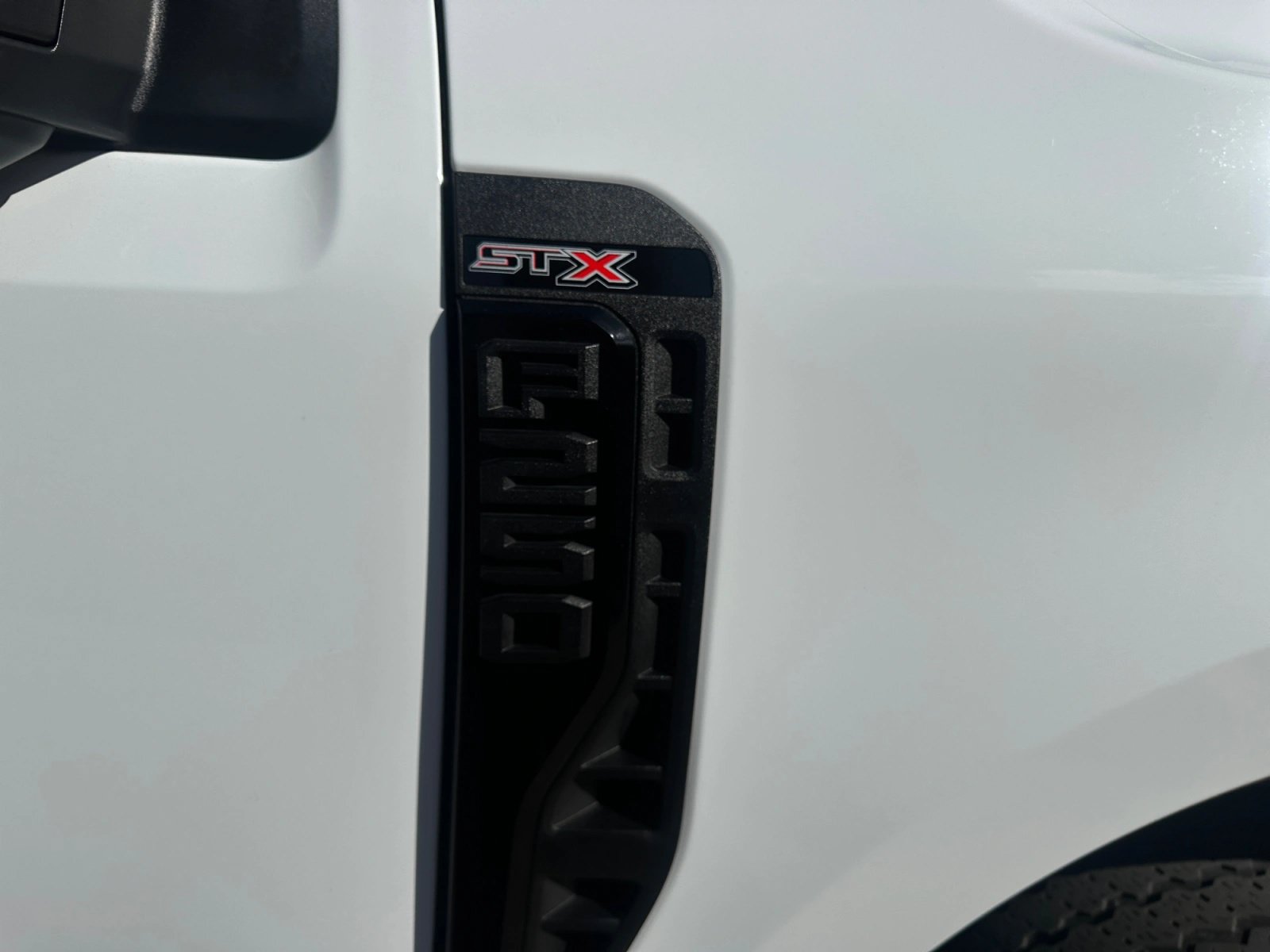 Certified 2025 Ford F250 XL w/ STX Appearance Package AWD/4WD image 24
