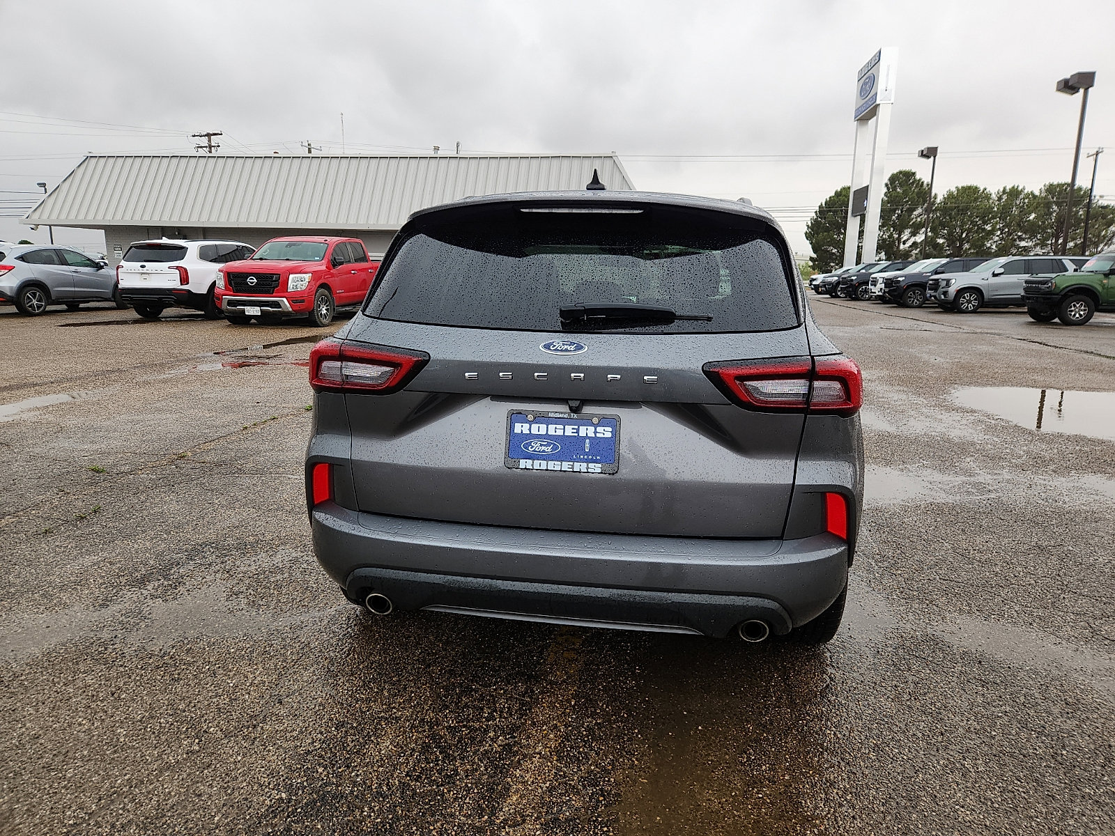 Certified 2024 Ford Escape ST-Line FWD image 6