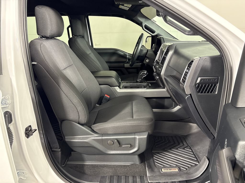 Certified 2020 Ford F150 XLT w/ Equipment Group 302A Luxury RWD image 4