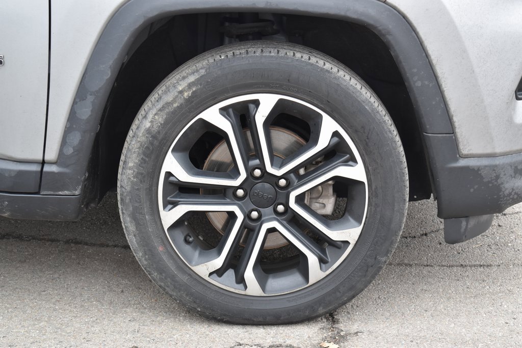 Used 2022 Jeep Compass Limited image 4