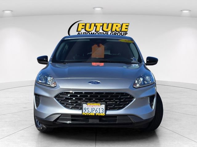 Certified 2022 Ford Escape SE w/ SE Sport Appearance Package FWD image 2
