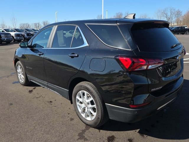 Used 2024 Chevrolet Equinox LT image 2