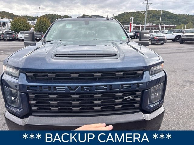 Used 2021 Chevrolet Silverado 2500 Custom w/ Custom Value Package AWD/4WD image 2