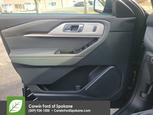Certified 2025 Ford Explorer Active AWD/4WD image 25